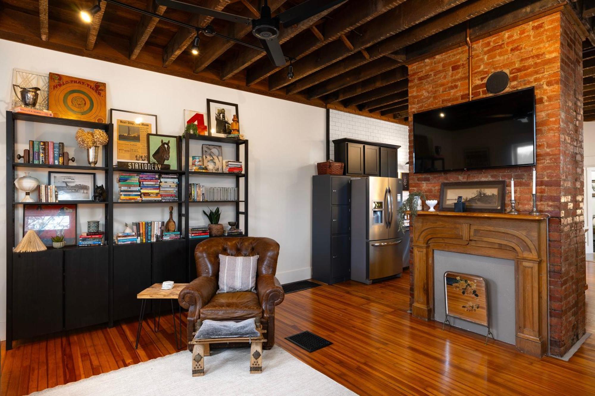 コビントン The Corner Brick Houseヴィラ エクステリア 写真